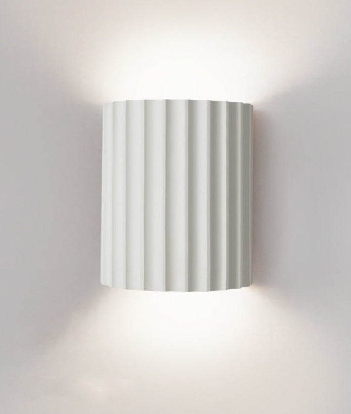 Modern LED Wall Lamp in White