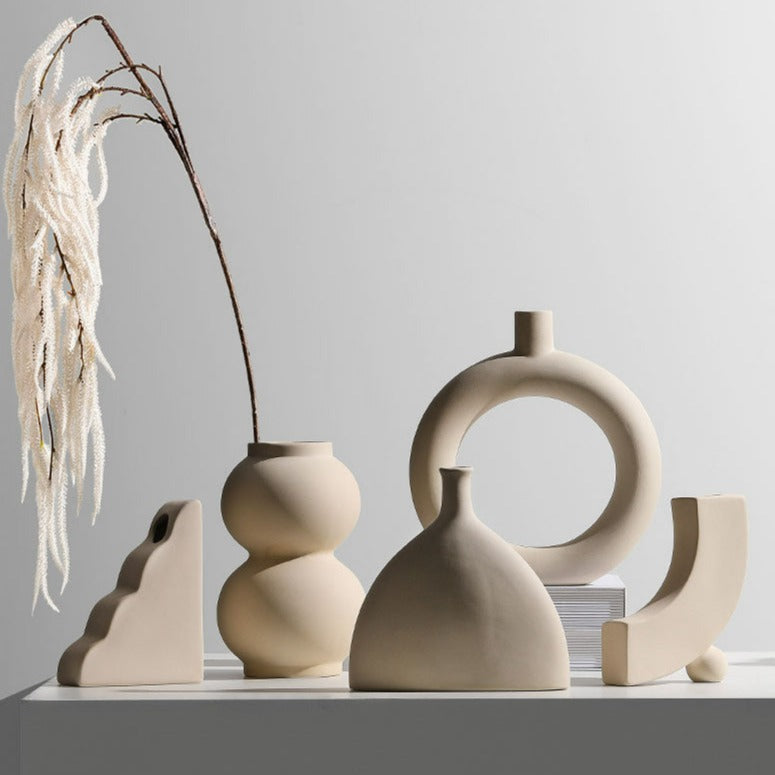 Minimalist Ceramic Vase in Abstract Wave