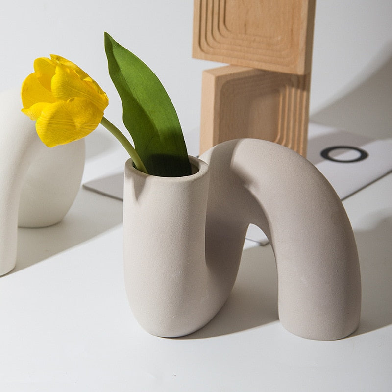 Ceramic Twisted Vase in Natural