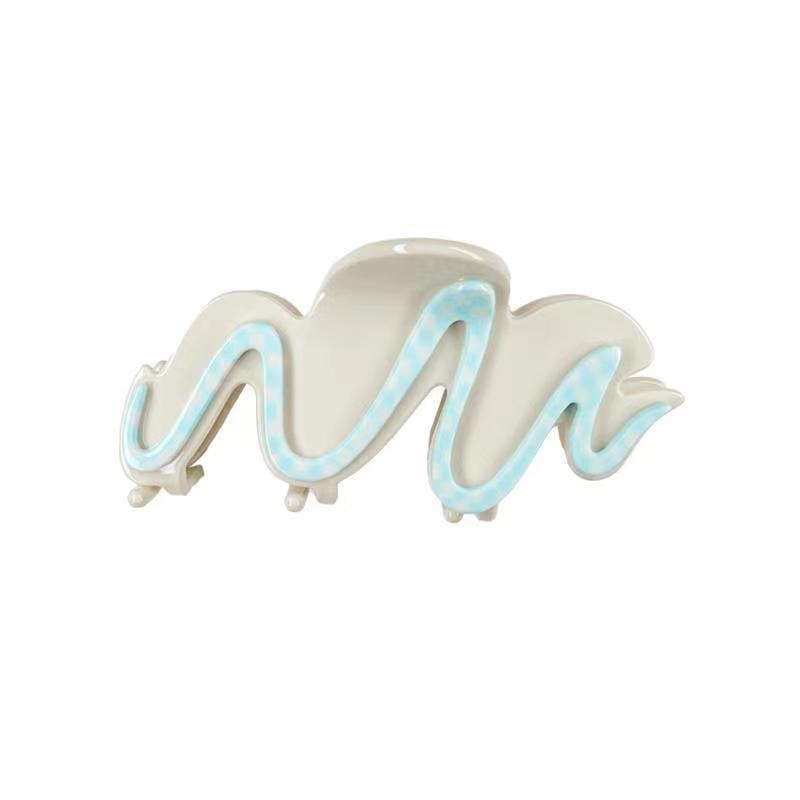 Wavy Striped Acrylic Hair Clip in Pistachio
