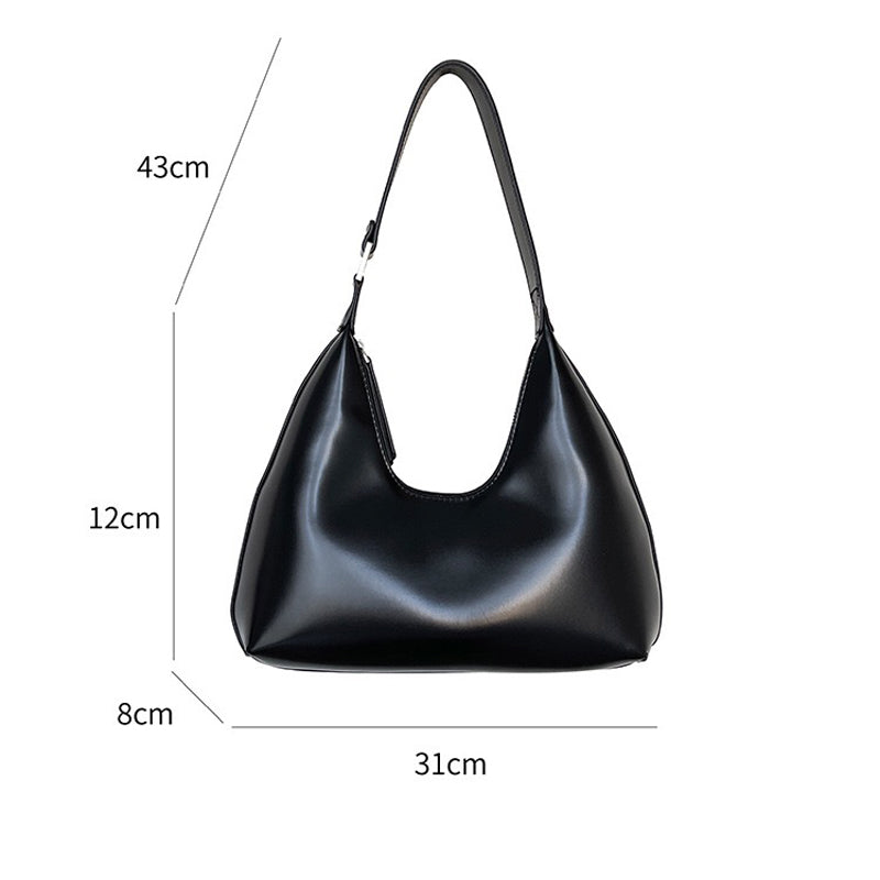 Baguette Bag in Black